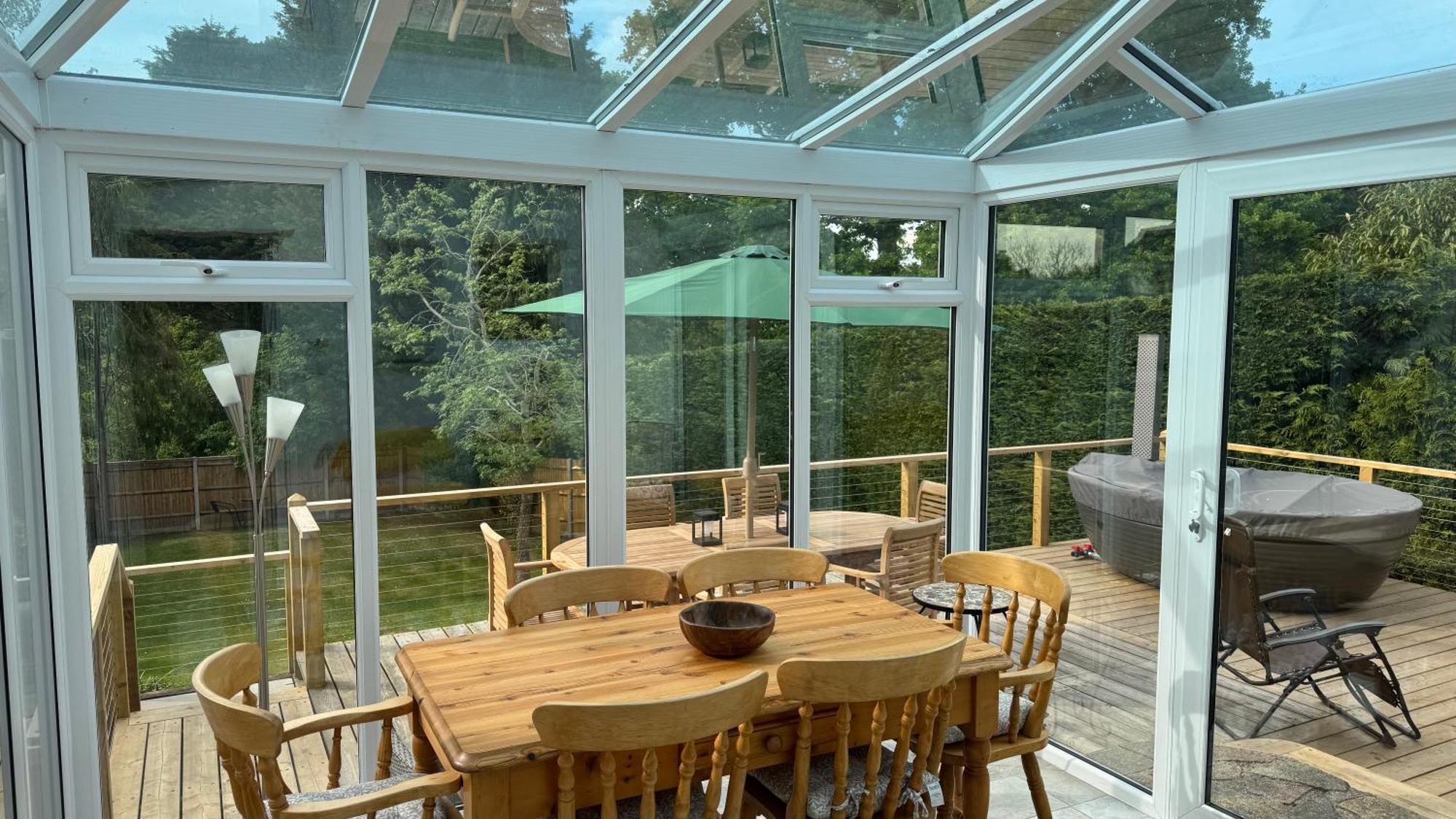 3 Bed Spa Cottage Southwater Exterior photo